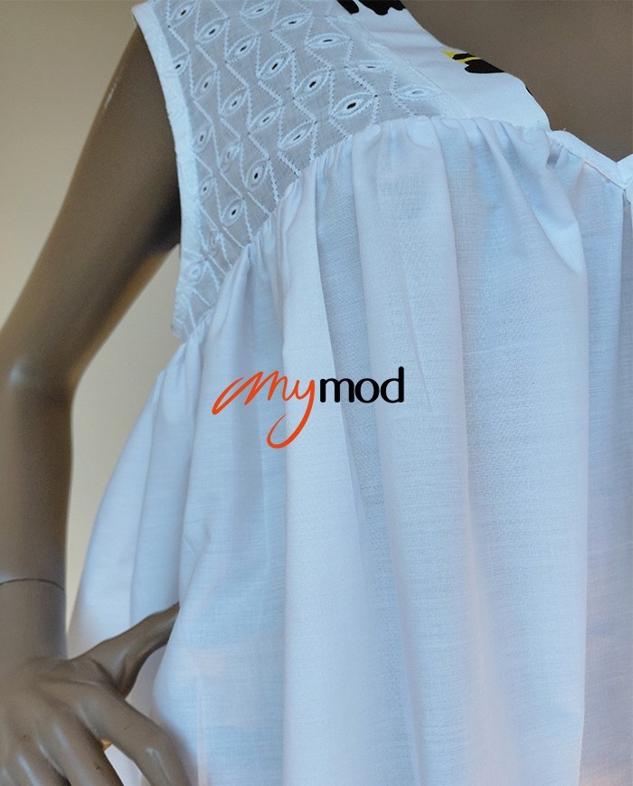 Flared White V-Neck Top, Eyelet | MYMOD
