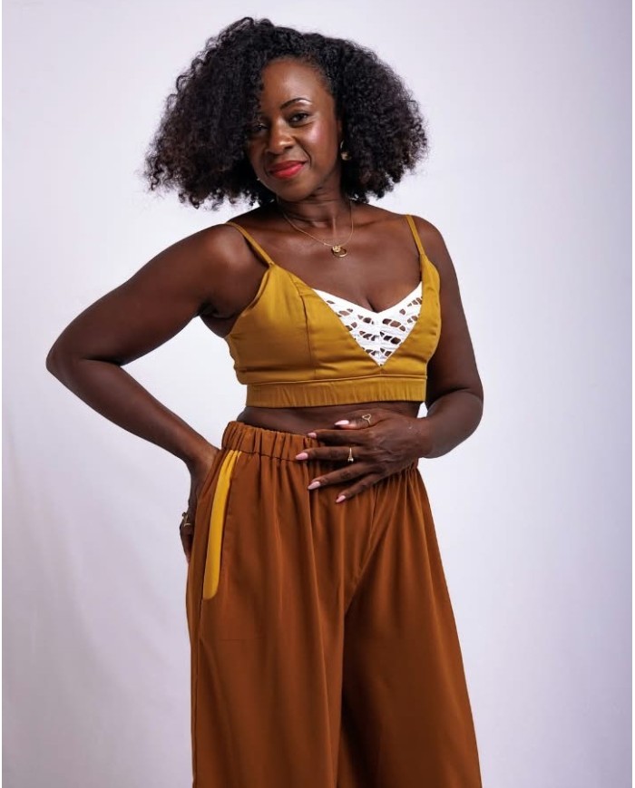 Top caracco marron et broderie | MYMOD