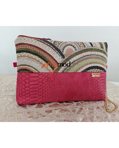 Red Printed Flat Clutch | MYMOD