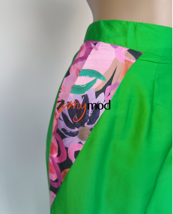 High-Waisted Palazzo Pants with Italian Pockets